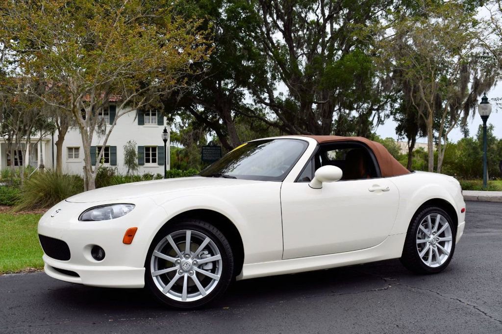 Used 2007 MAZDA MX-5 Miata Grand Touring w/ Premium Pkg image 21