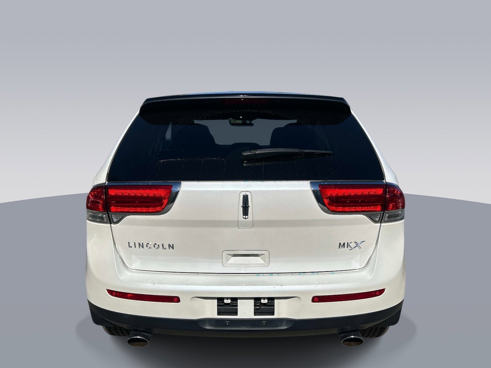 Used 2013 Lincoln MKX FWD image 4