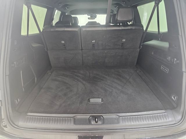 Used 2024 Jeep Wagoneer L Series II w/ Flexible Seating Group AWD/4WD image 7