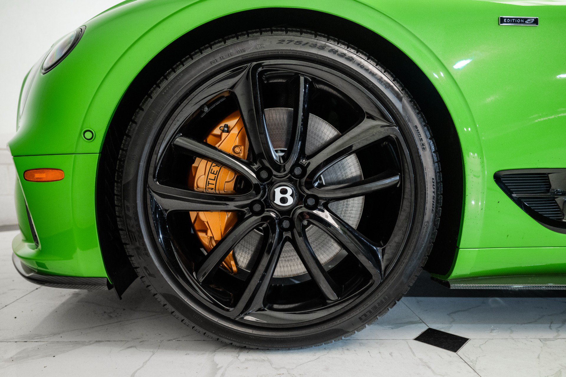 Certified 2024 Bentley Continental GT V8 AWD/4WD image 6
