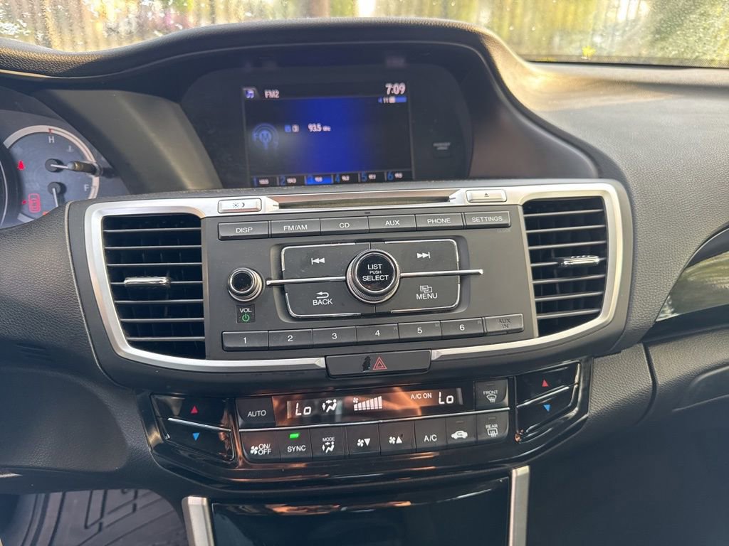 Used 2017 Honda Accord LX image 8