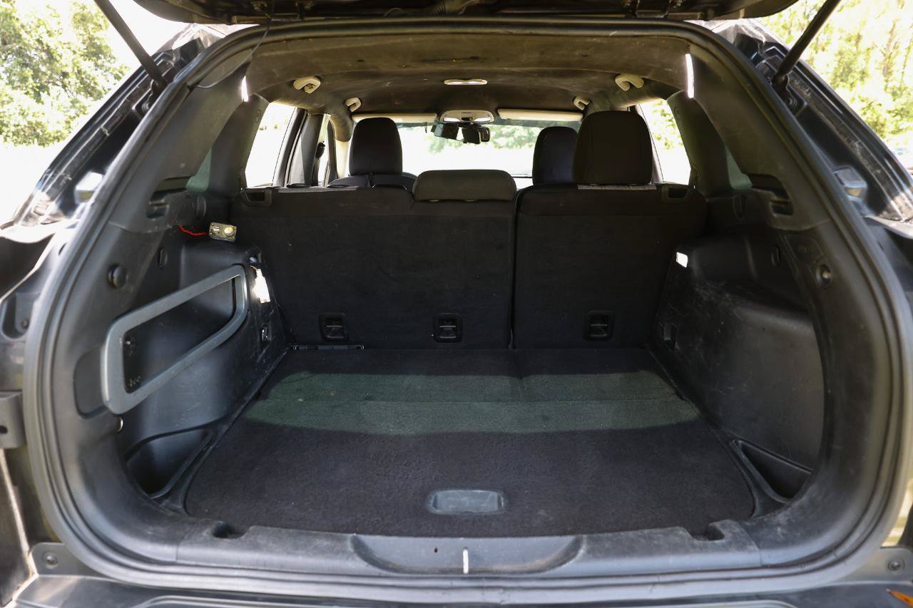 Used 2014 Jeep Cherokee Sport FWD image 23