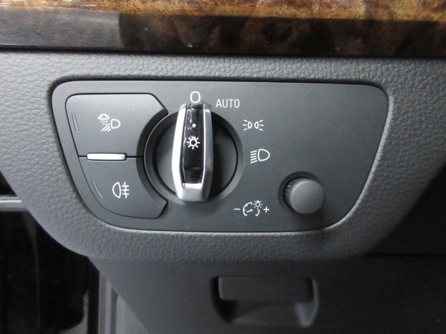 Used 2018 Audi Q5 2.0T Premium image 15