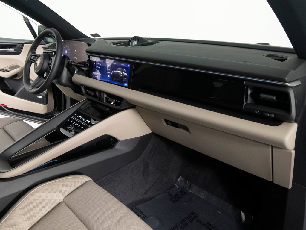 New 2026 Porsche Macan 4 Electric AWD/4WD image 29