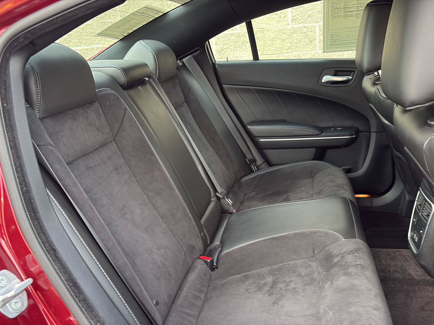 Used 2018 Dodge Charger GT AWD/4WD image 27