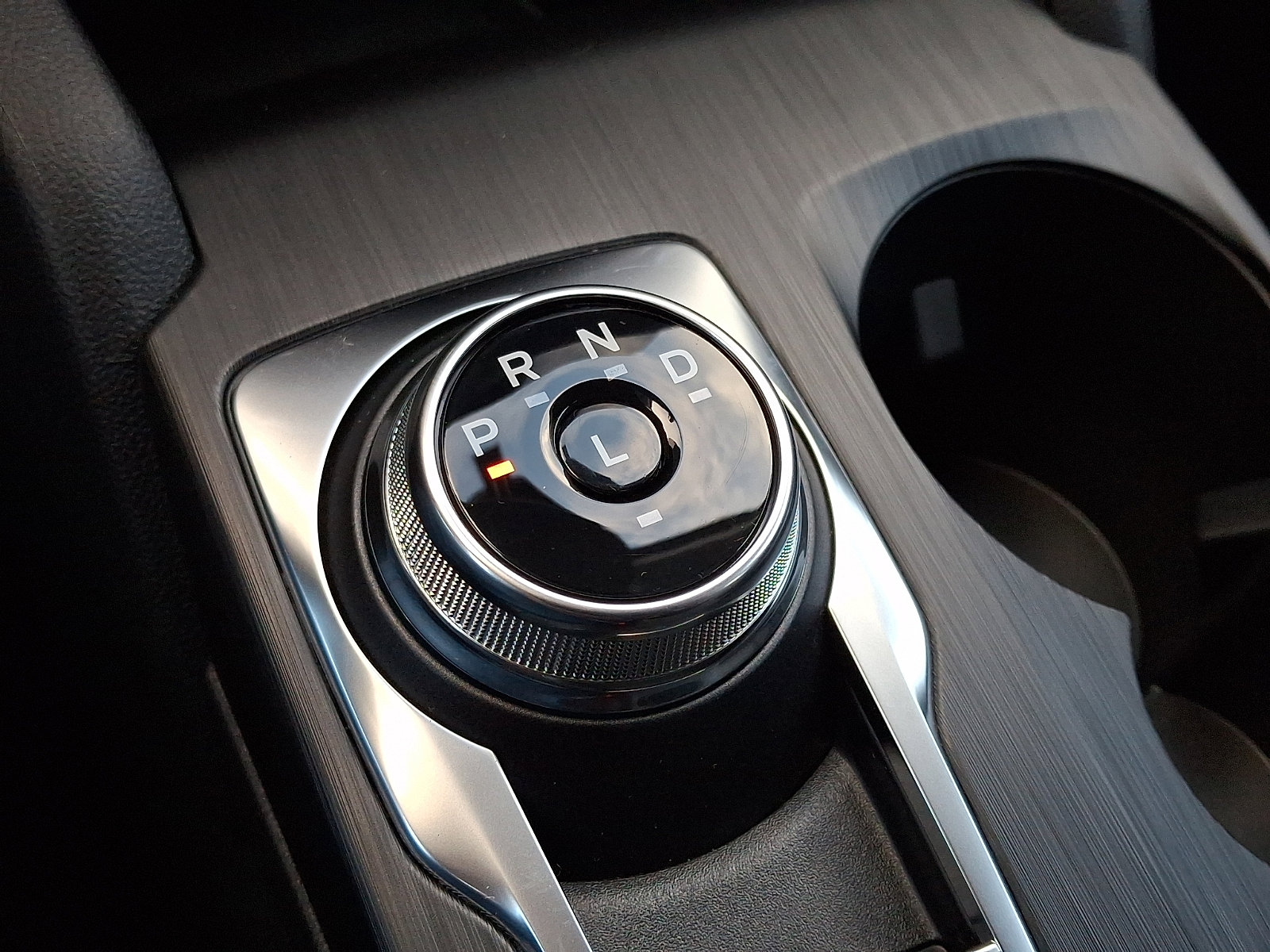 New 2026 Ford Escape SE w/ PHEV Premium Package image 9