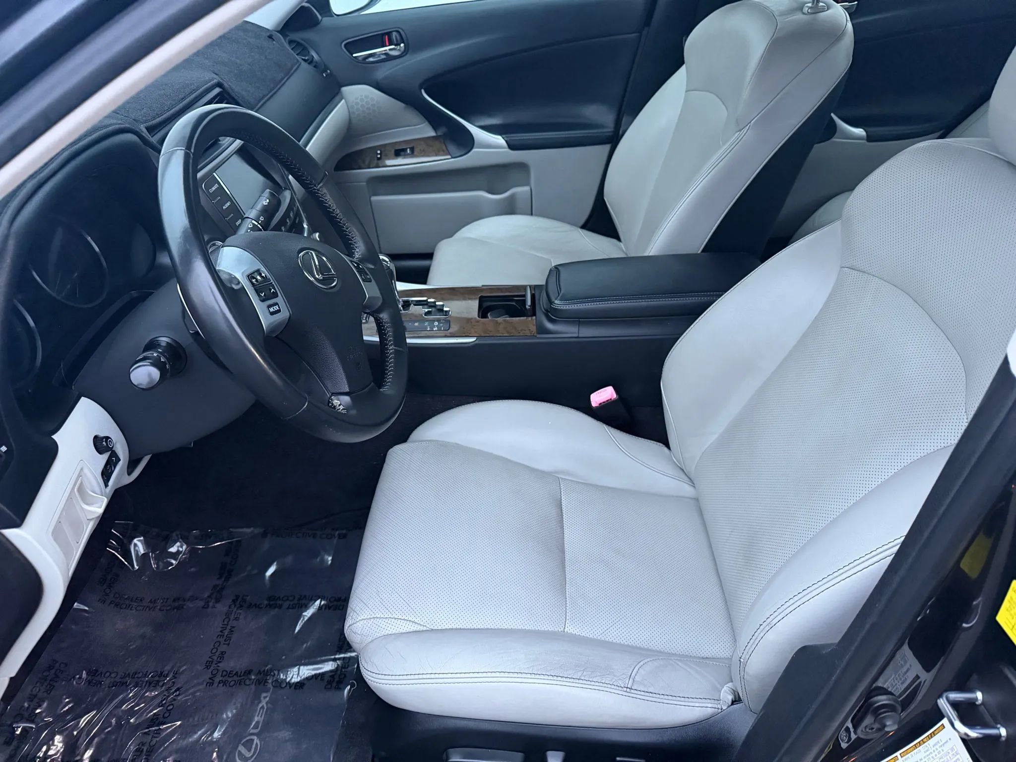 Used 2011 Lexus IS 250 image 9