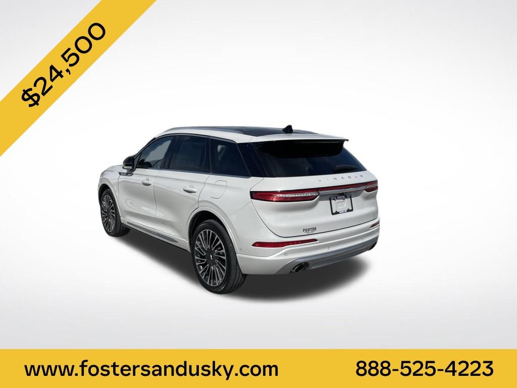 Used 2020 Lincoln Corsair Reserve w/ Equipment Group 201A AWD/4WD image 3