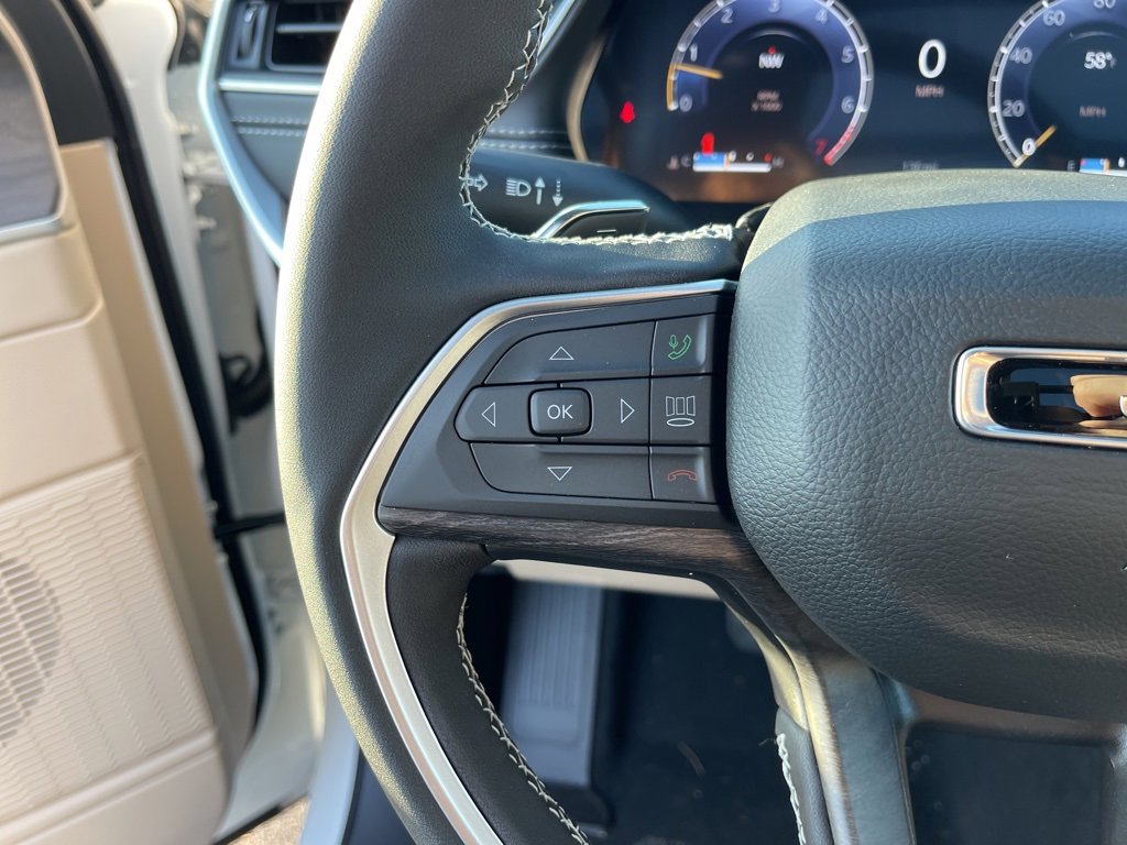 New 2025 Jeep Grand Cherokee L Limited w/ Luxury Tech Group II image 13