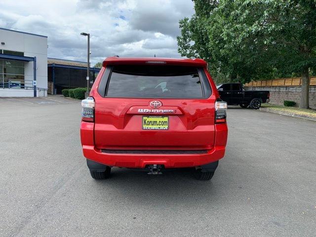 Used 2021 Toyota 4Runner SR5 AWD/4WD image 4