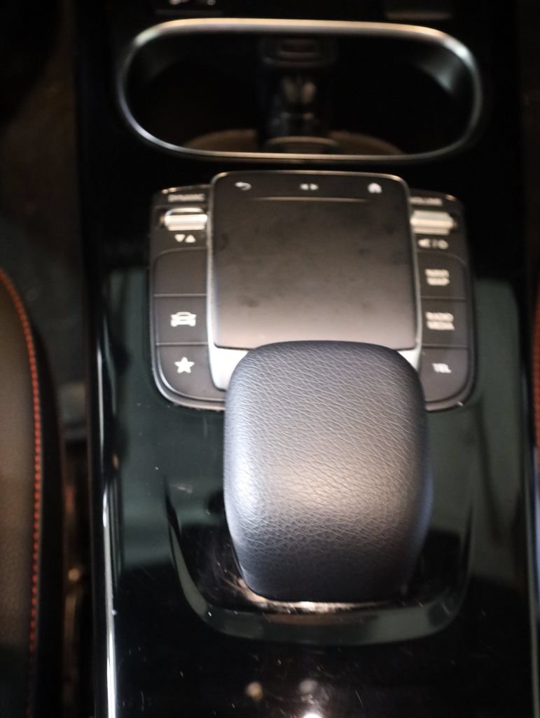 Used 2023 Mercedes-Benz CLA 250 4MATIC image 20
