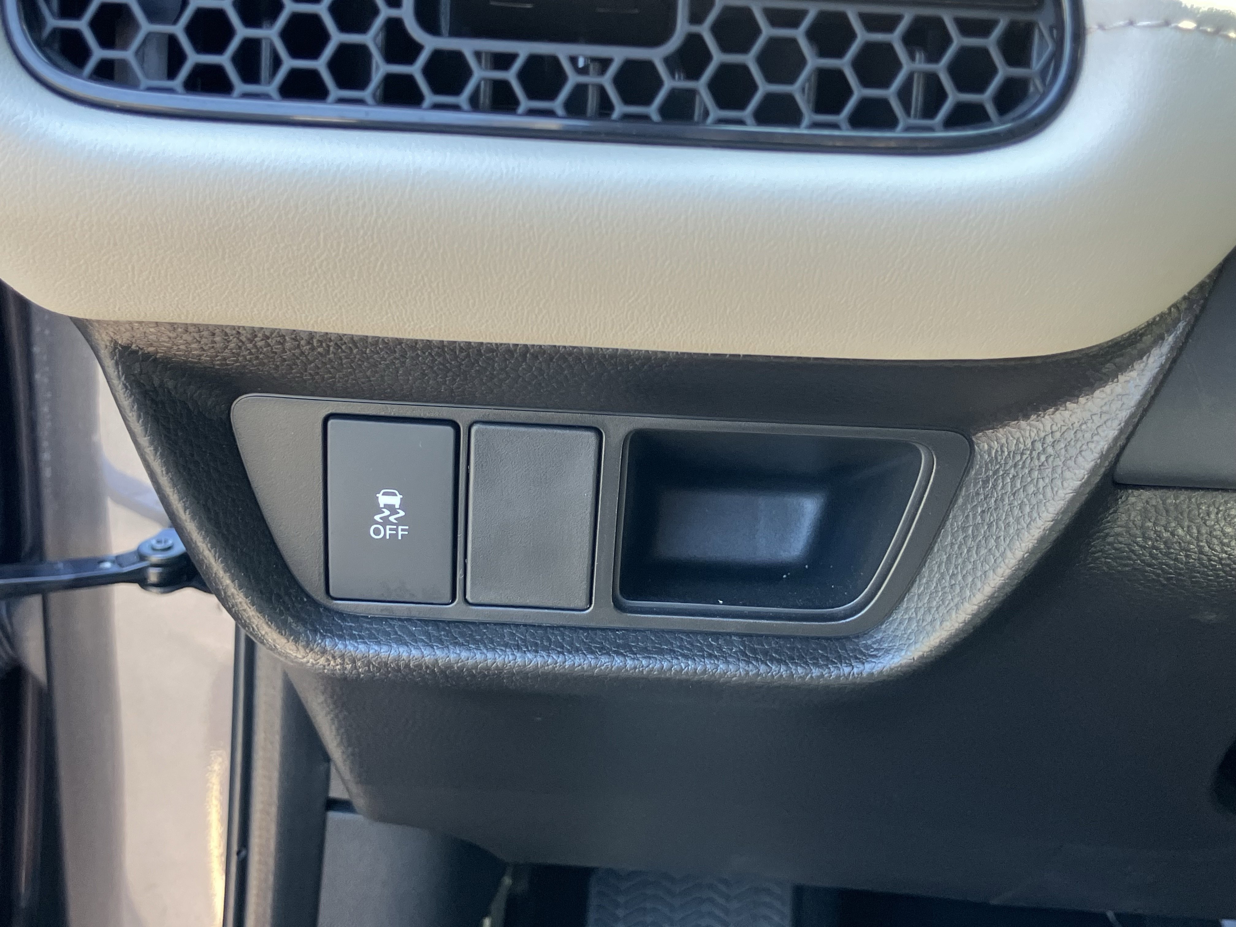 Used 2026 Honda HR-V LX image 19
