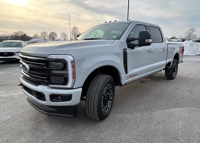 New 2026 Ford F350 Platinum w/ FX4 Off-Road Package image 3