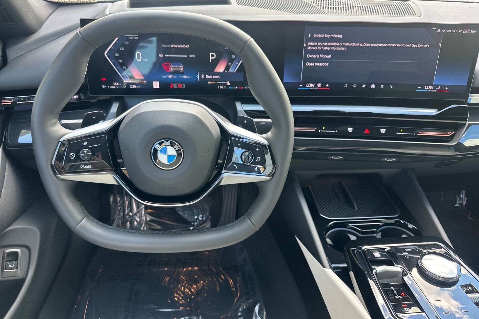 Certified 2024 BMW 530i w/ Premium Package RWD image 18