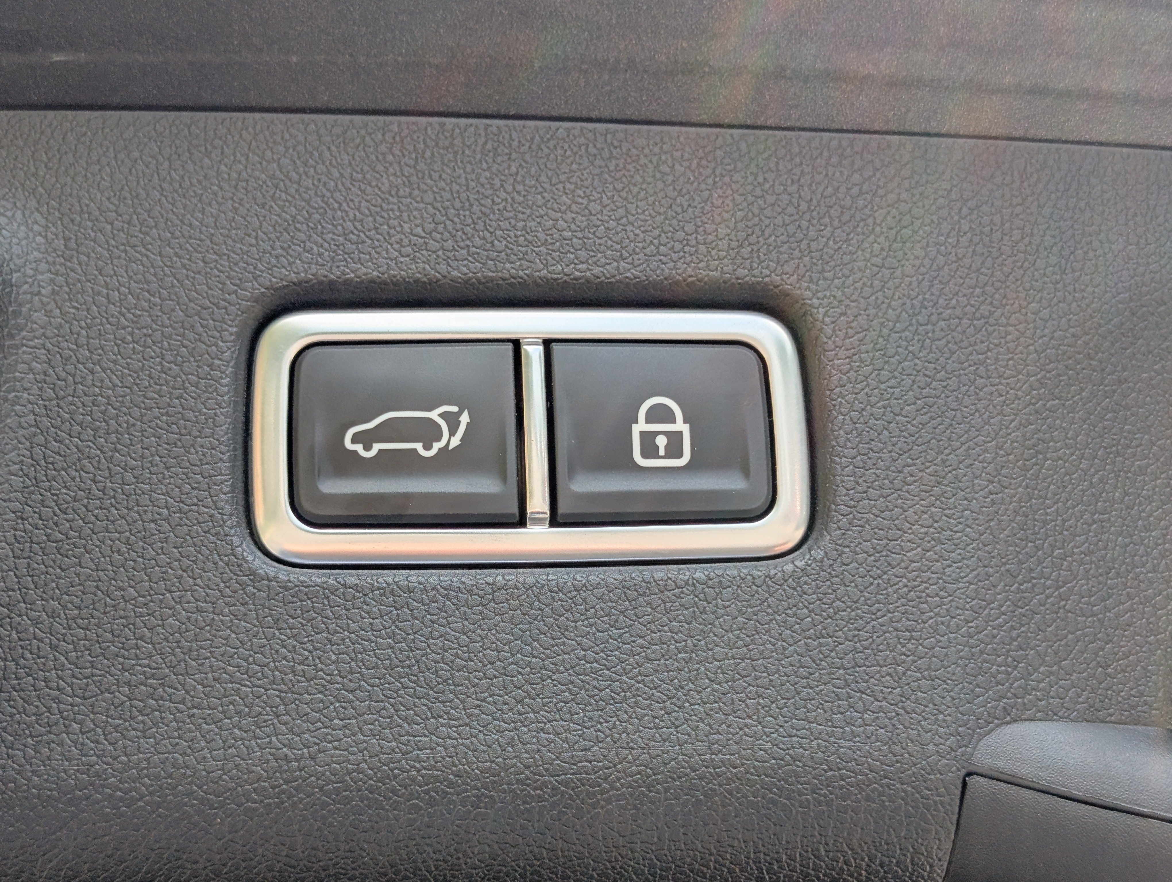 Used 2023 Kia Sorento SX AWD/4WD image 15