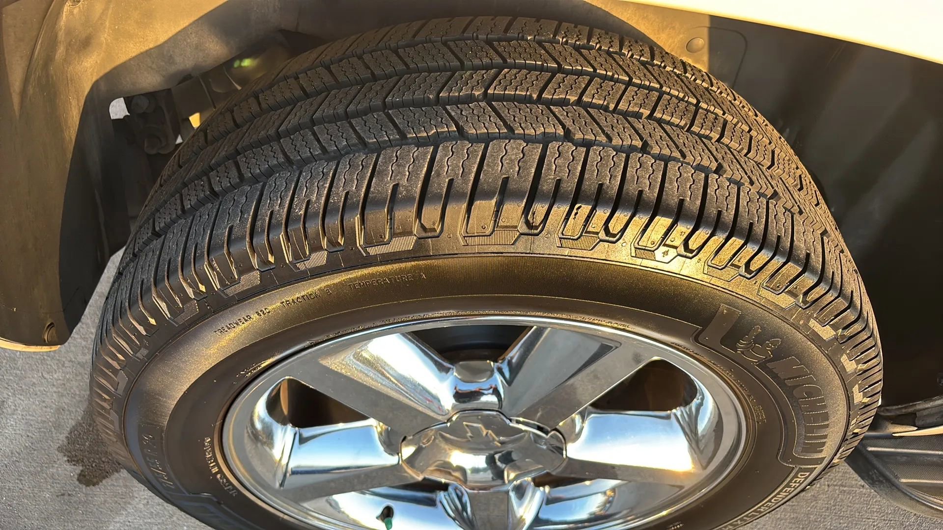 Used 2012 Chevrolet Tahoe LTZ image 31