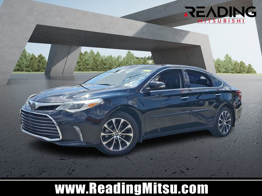 Used 2018 Toyota Avalon XLE Premium w/ All Weather Liner Package