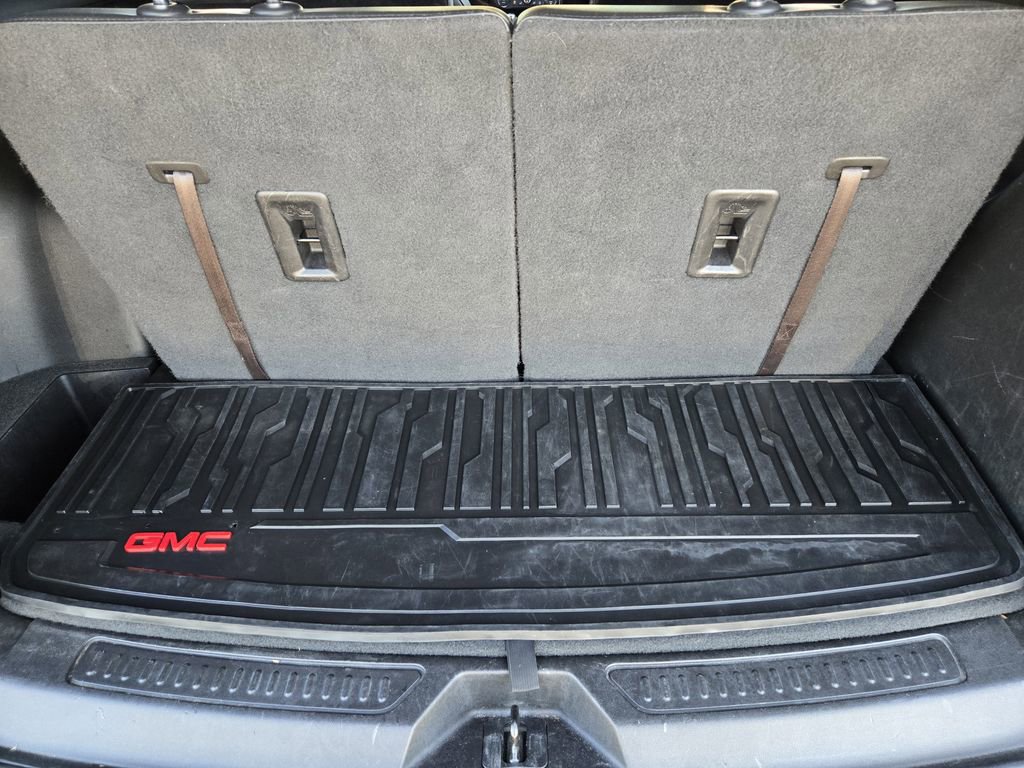 Used 2019 GMC Acadia SLT image 30