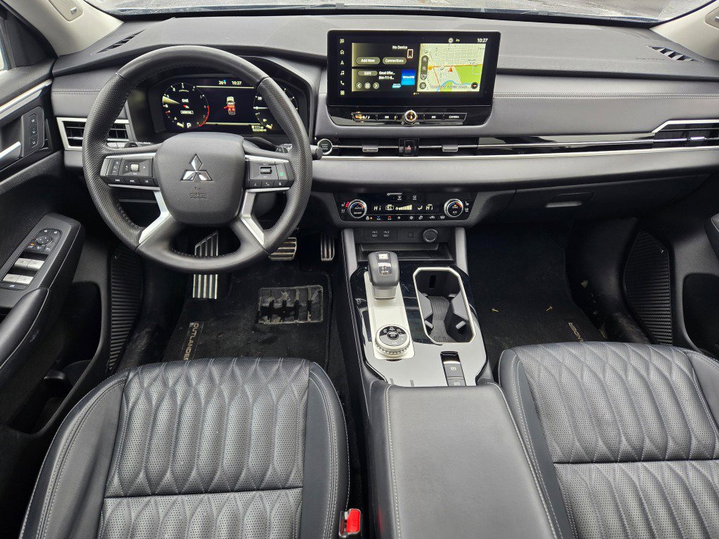 Used 2025 Mitsubishi Outlander SEL image 20