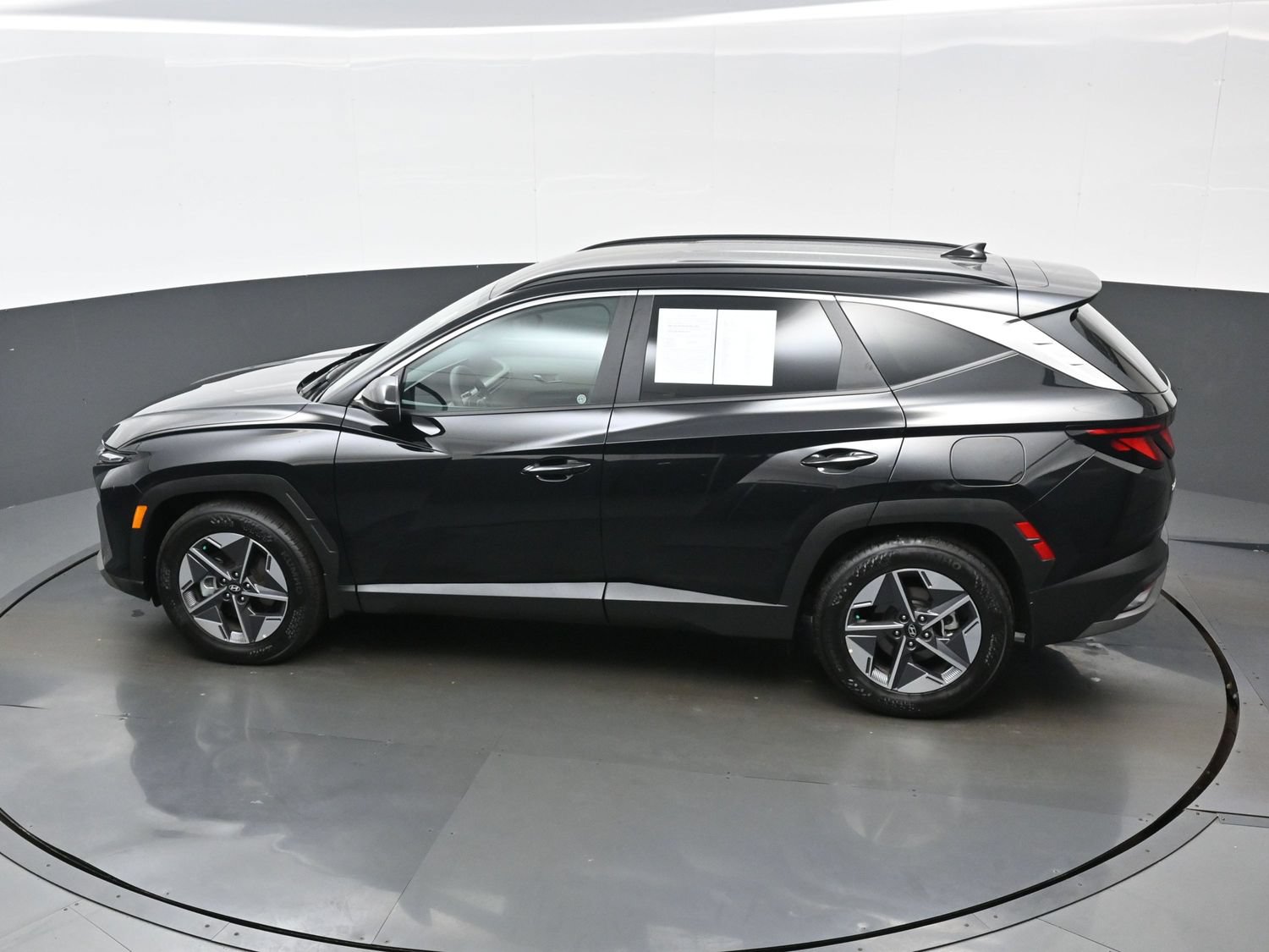 Certified 2026 Hyundai Tucson SEL Plus FWD image 35