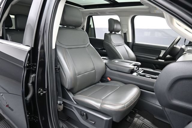 Certified 2025 Ford Expedition Active RWD image 35