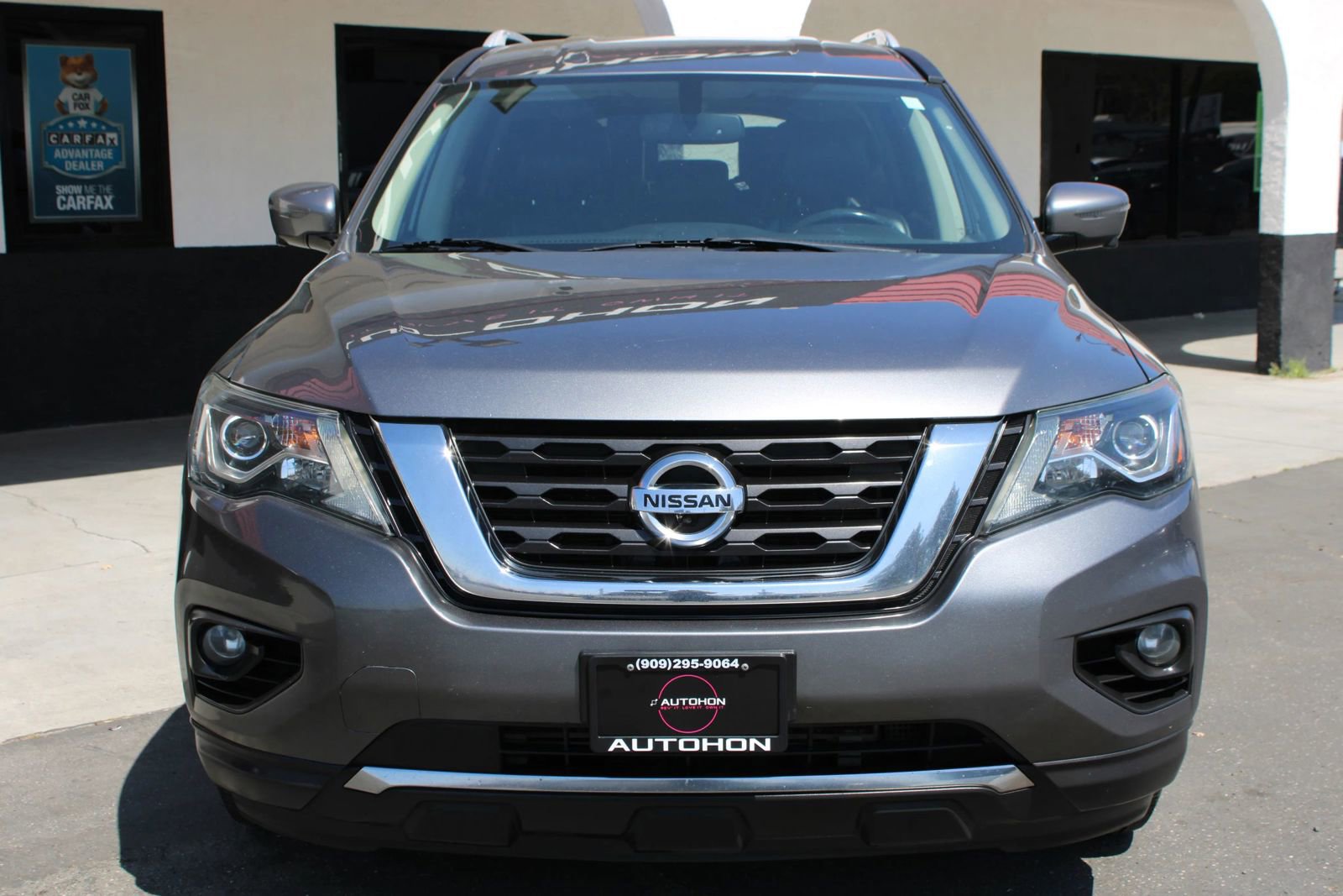 Used 2019 Nissan Pathfinder SL image 3