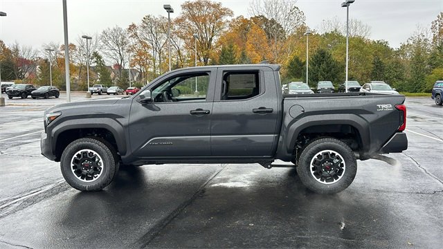 New 2025 Toyota Tacoma TRD Off-Road w/ TRD Off Road Premium Package image 4