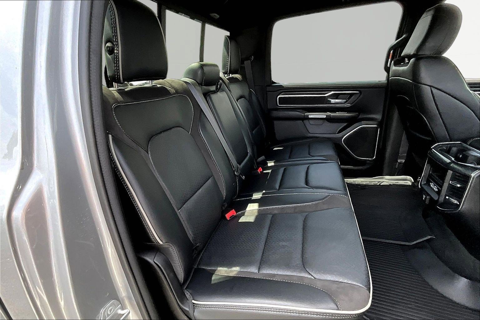 Used 2023 RAM 1500 Laramie AWD/4WD image 25