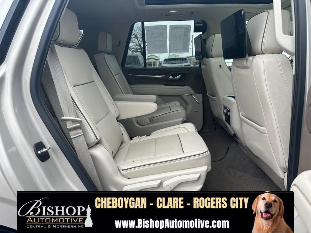 Used 2021 GMC Yukon Denali w/ Denali Premium Package AWD/4WD image 39