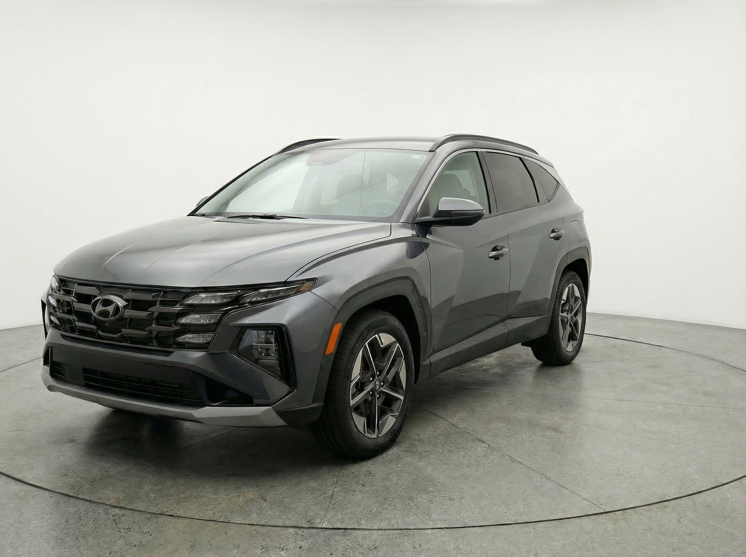 Used 2025 Hyundai Tucson SEL AWD/4WD image 3