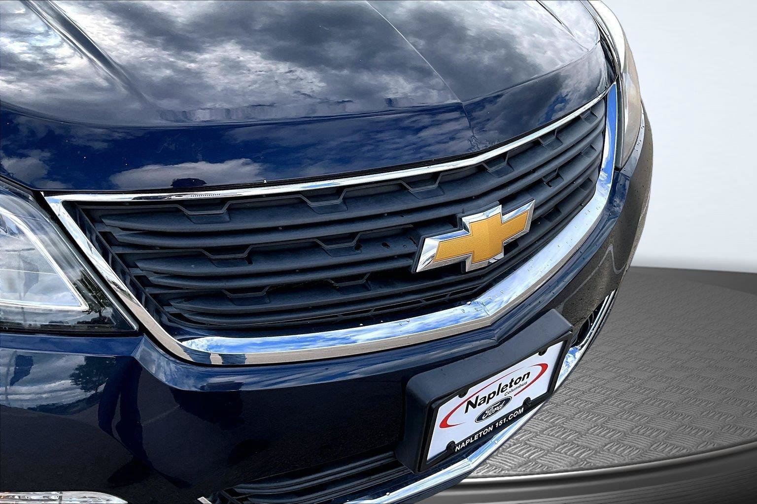 Used 2017 Chevrolet Traverse LS AWD/4WD image 30
