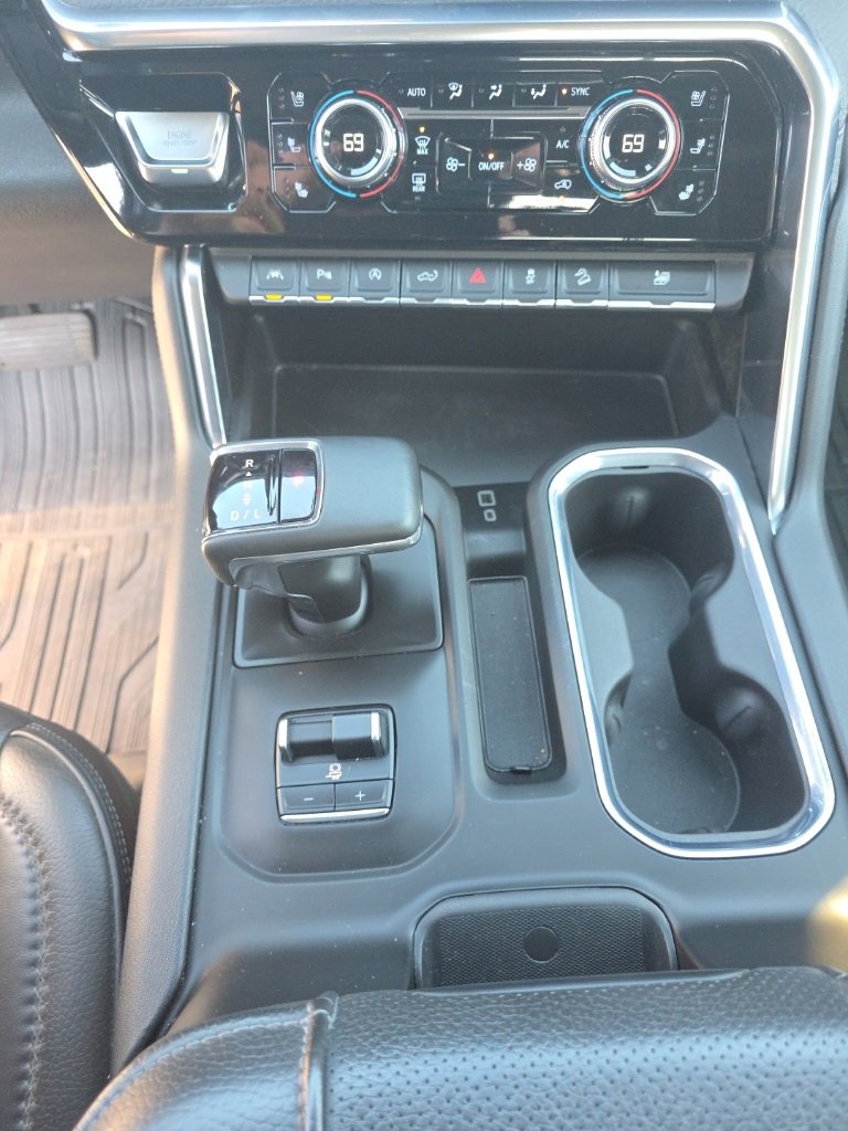 Used 2023 GMC Sierra 1500 Denali w/ Denali Reserve Package image 14