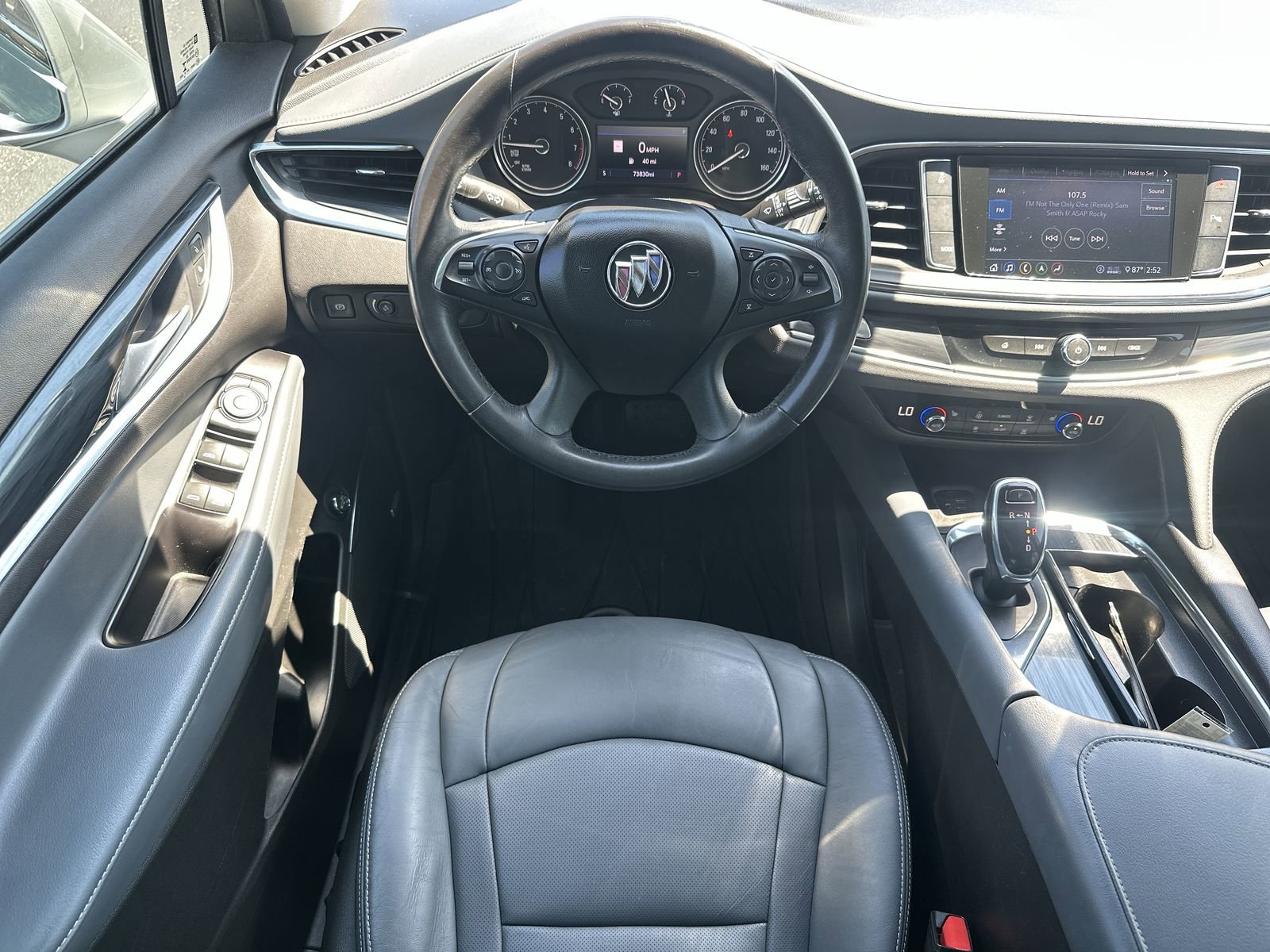 Used 2020 Buick Enclave Essence w/ Sport Touring Edition FWD image 17
