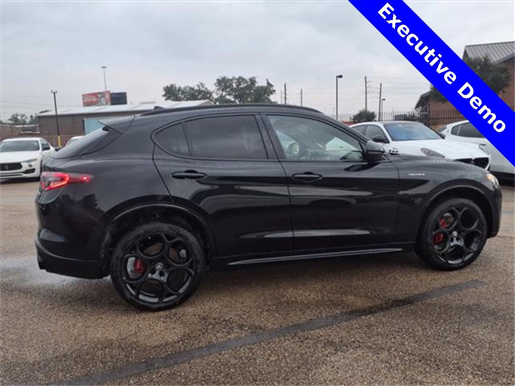 New 2025 Alfa Romeo Stelvio Sprint w/ Veloce Package image 5