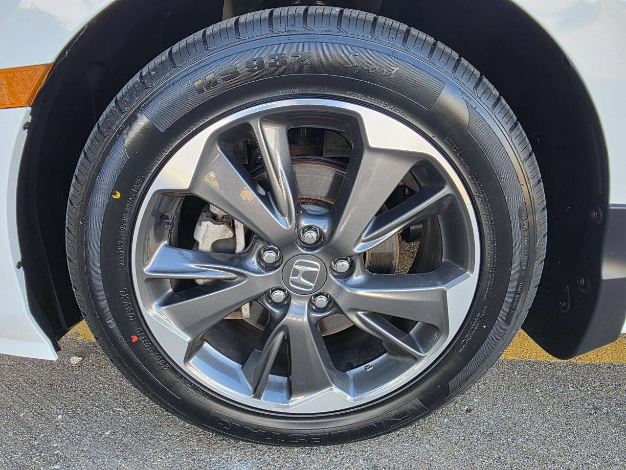 Used 2023 Honda Odyssey Elite image 32