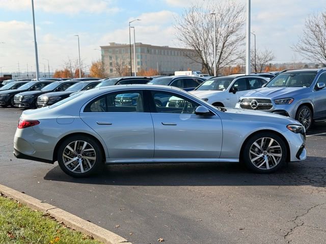 New 2026 Mercedes-Benz E 350 4MATIC Sedan image 5
