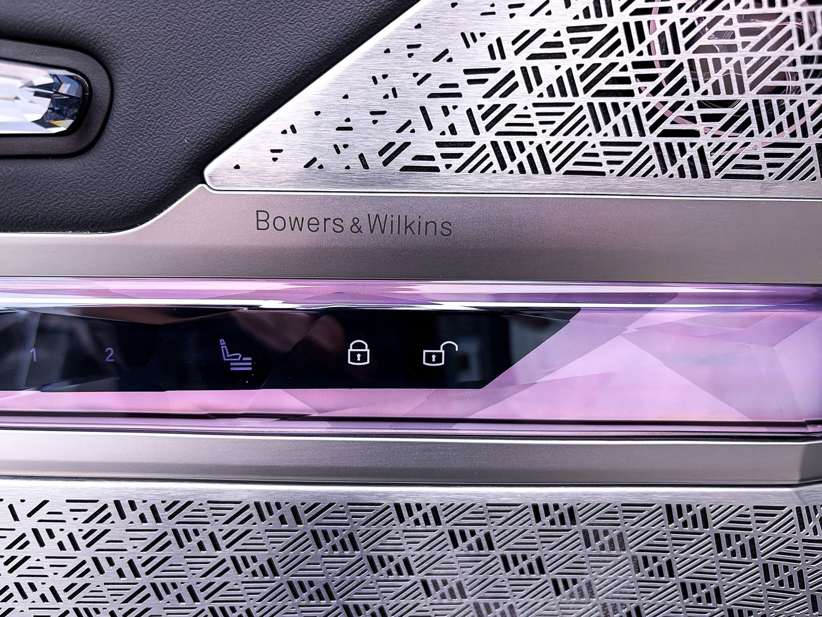 Used 2024 BMW 760i xDrive AWD/4WD image 4