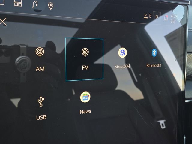 New 2026 GMC Yukon AT4 w/ AT4 Premium Package image 6