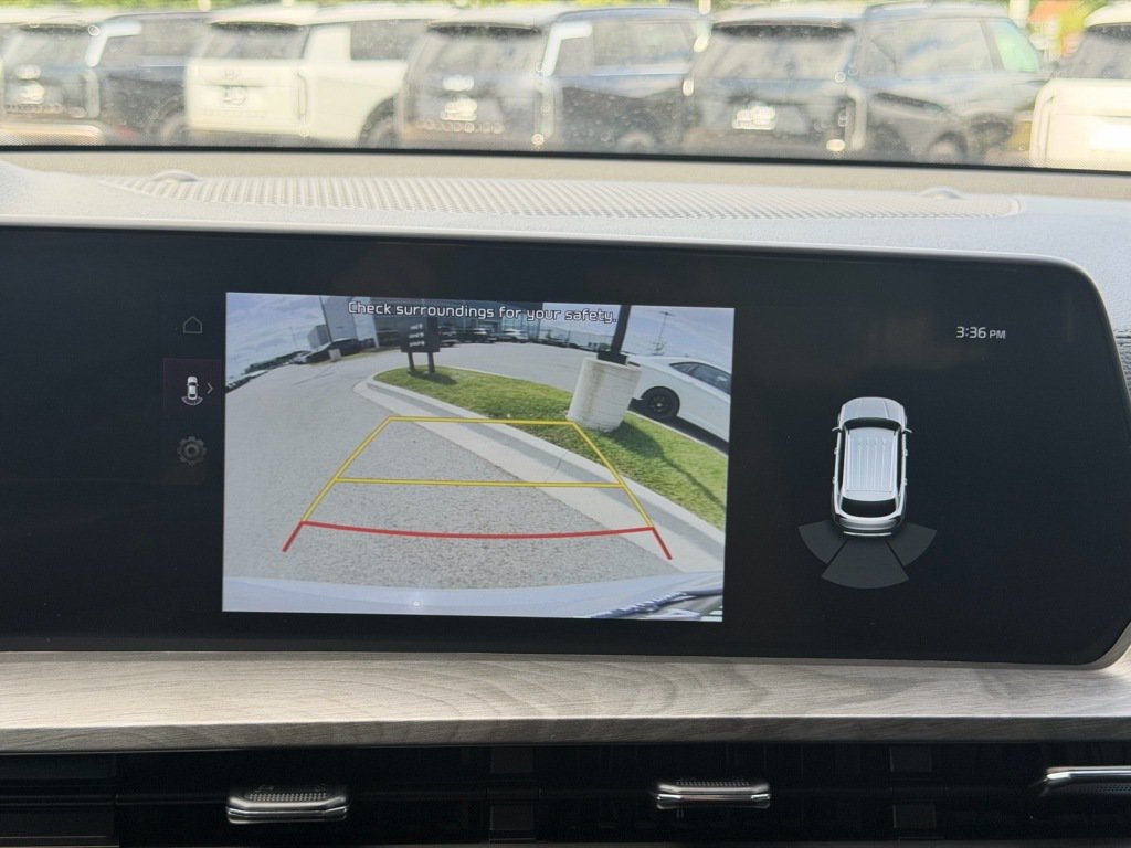 Used 2024 Kia Telluride EX X-Line AWD/4WD image 16