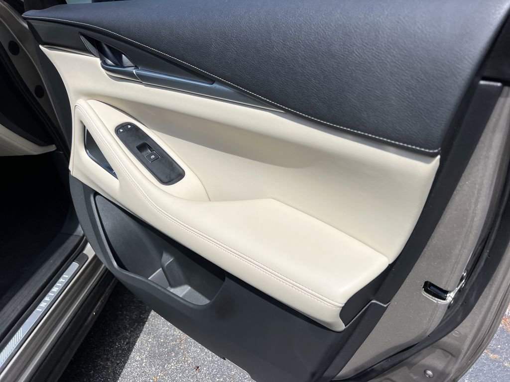 Used 2023 INFINITI QX60 Luxe w/ Vision Package AWD/4WD image 12