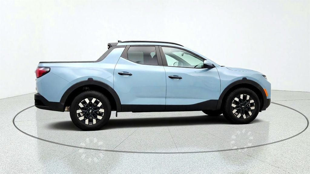 Used 2025 Hyundai Santa Cruz SEL FWD image 4