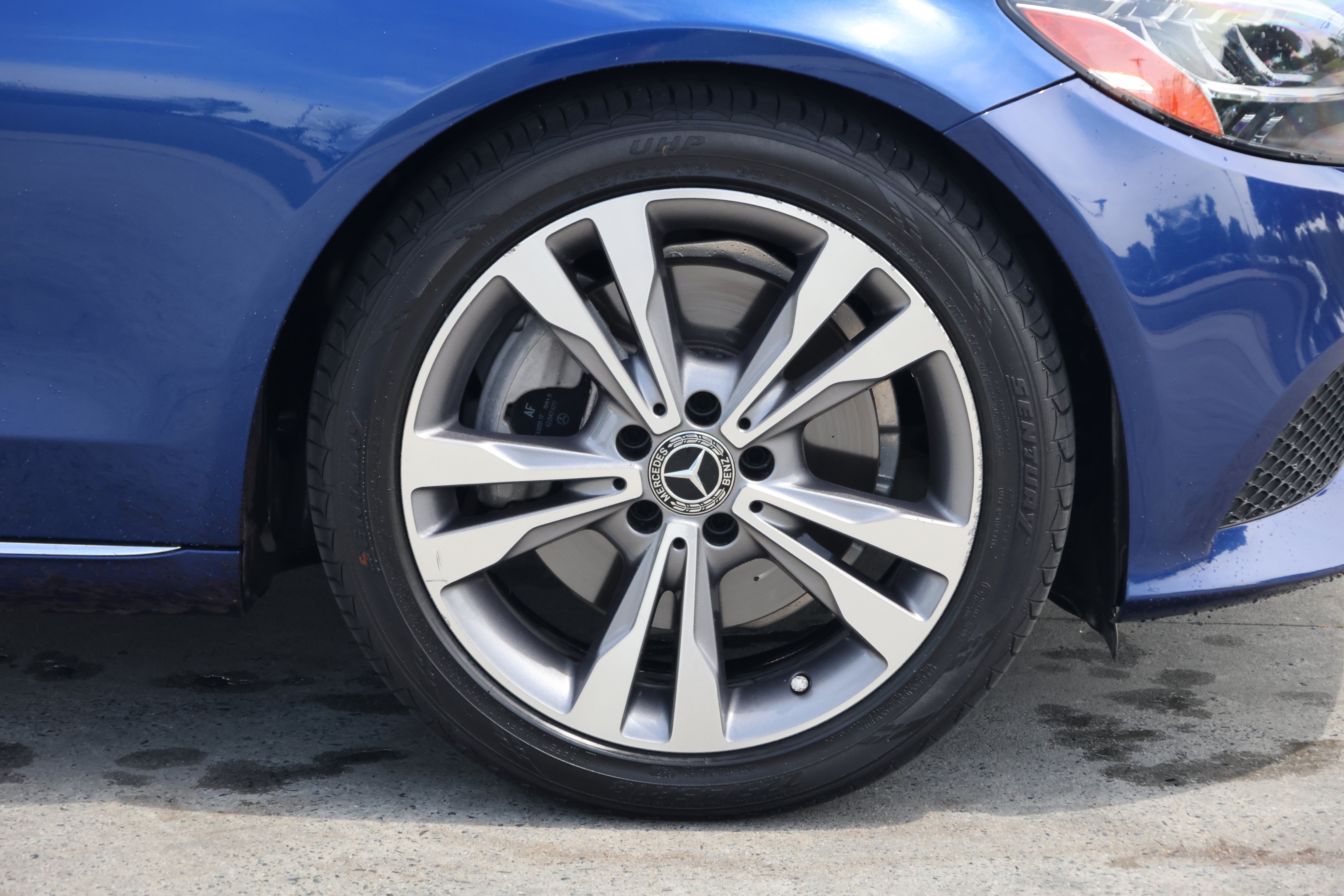 Used 2019 Mercedes-Benz C 300 Sedan image 11