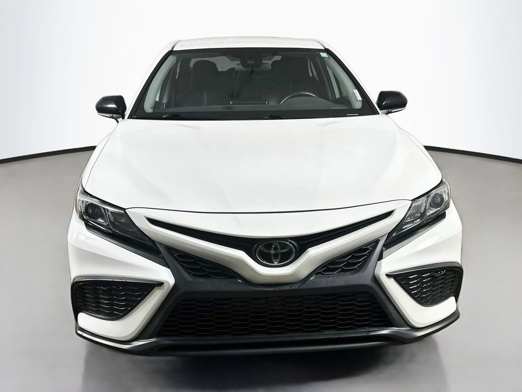 Used 2023 Toyota Camry SE FWD video 2