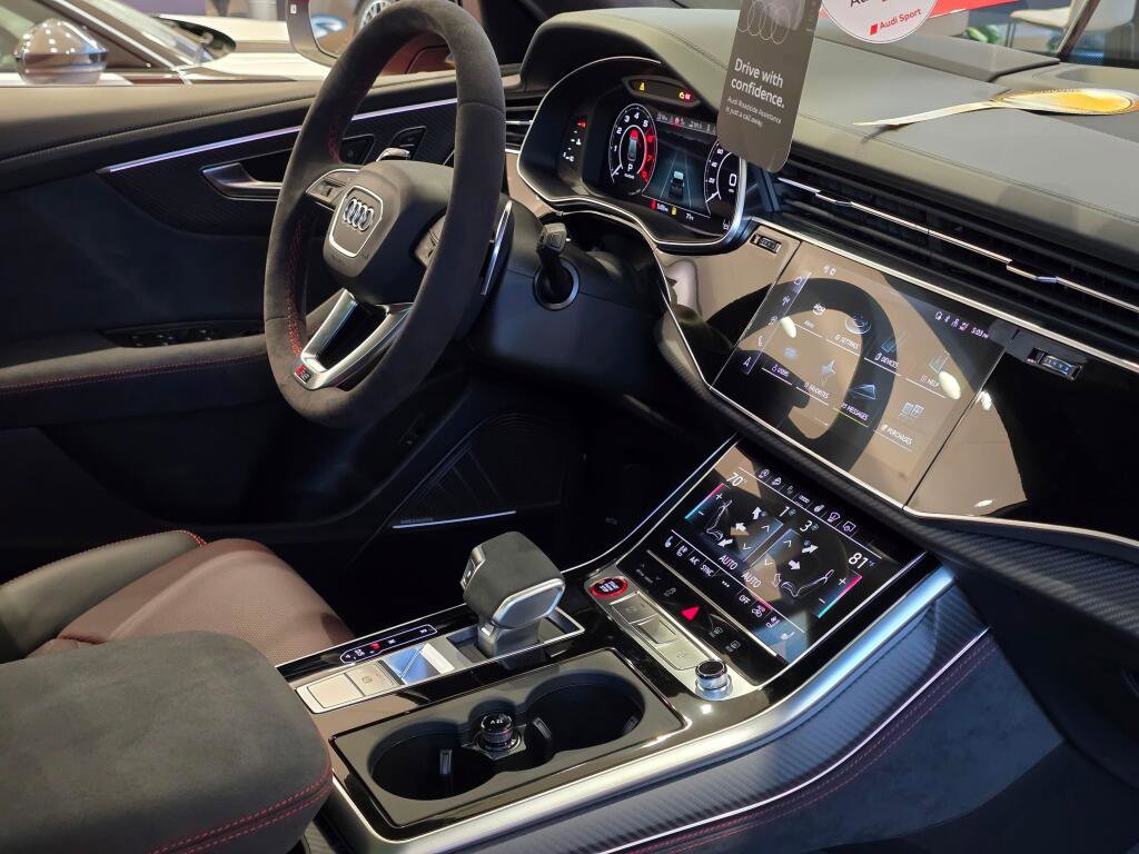 New 2026 Audi RS Q8 performance image 27