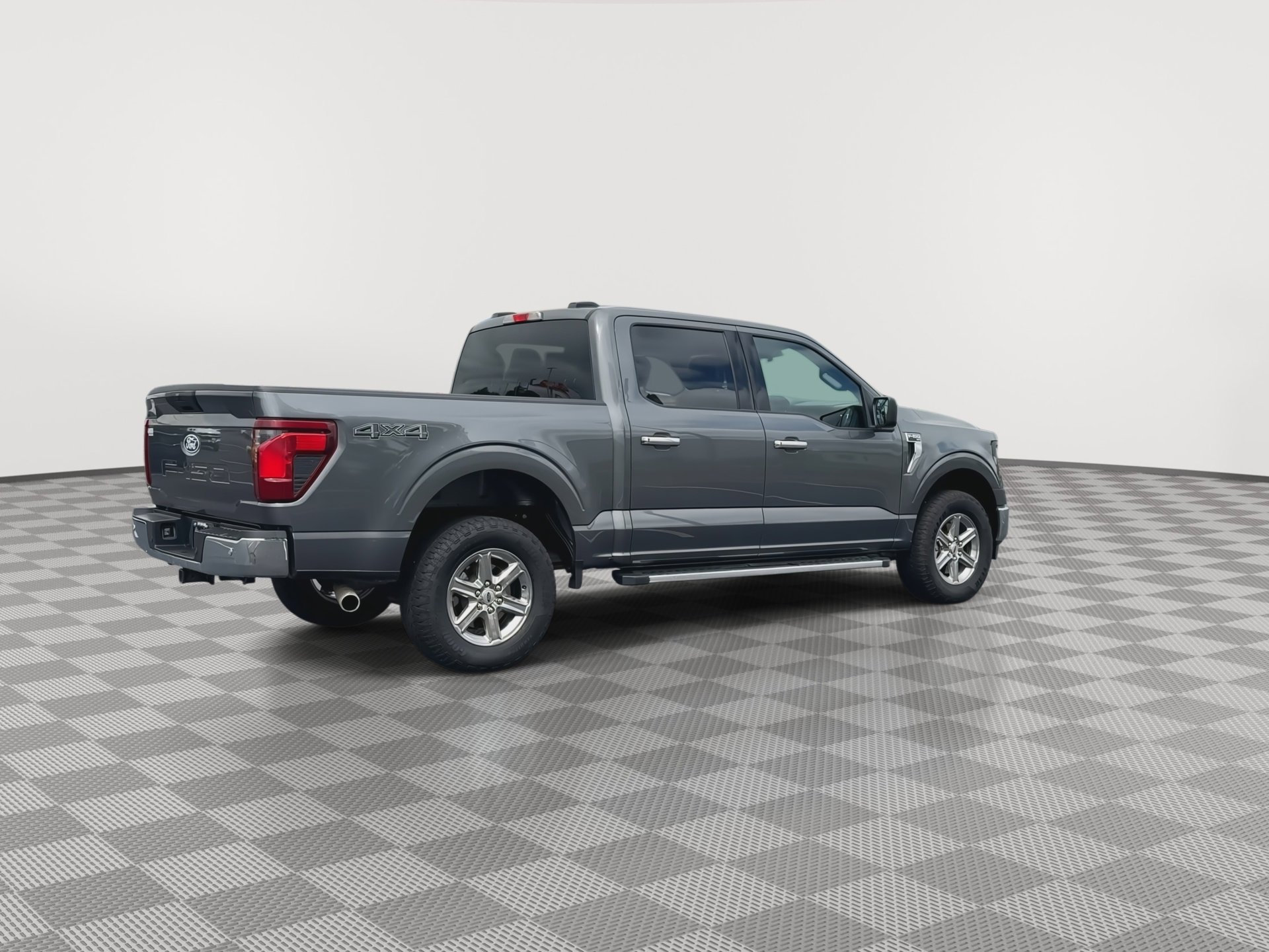 Used 2025 Ford F150 XLT w/ Equipment Group 301A Standard AWD/4WD image 8