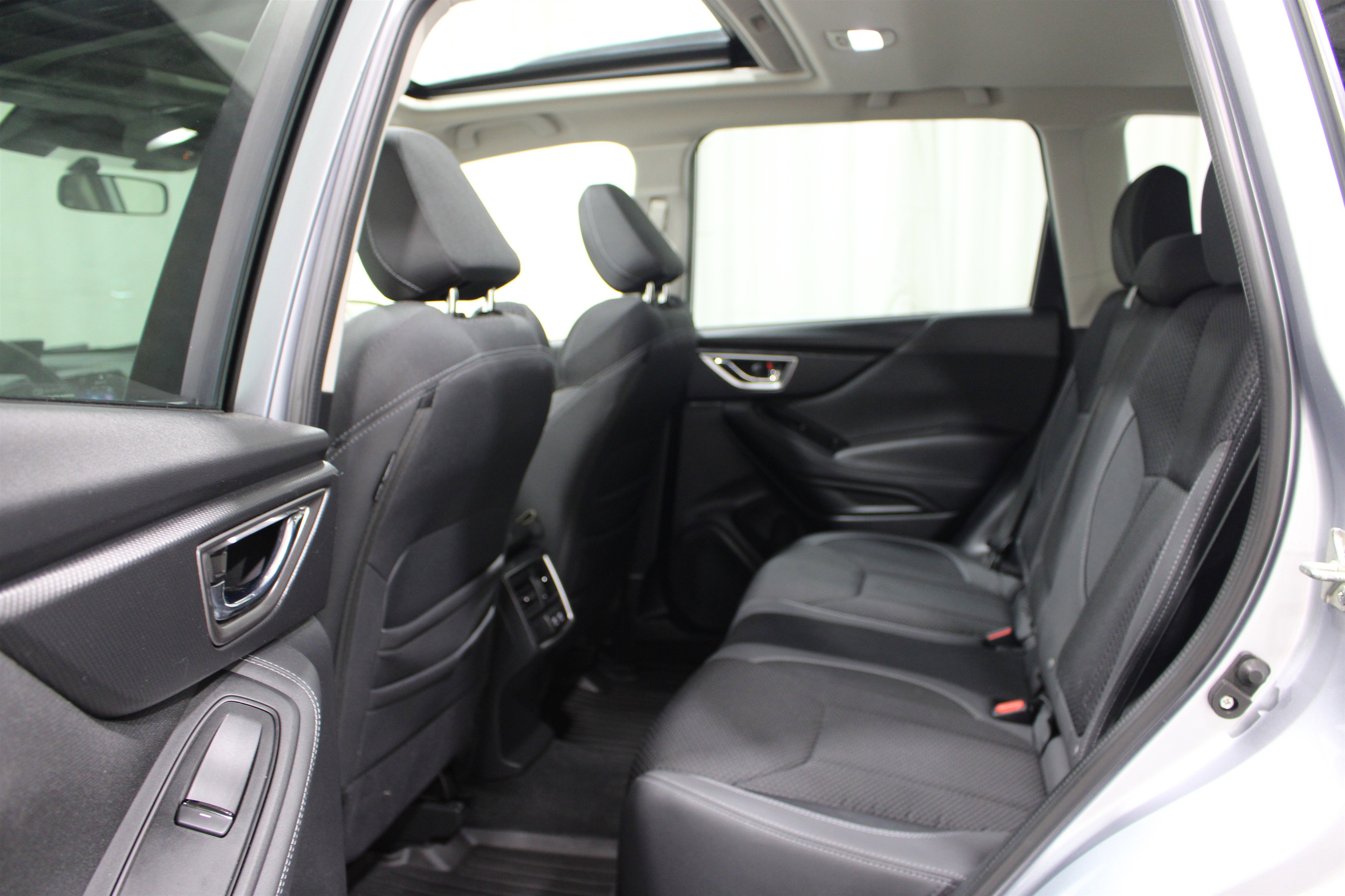 Used 2022 Subaru Forester Premium AWD/4WD image 20