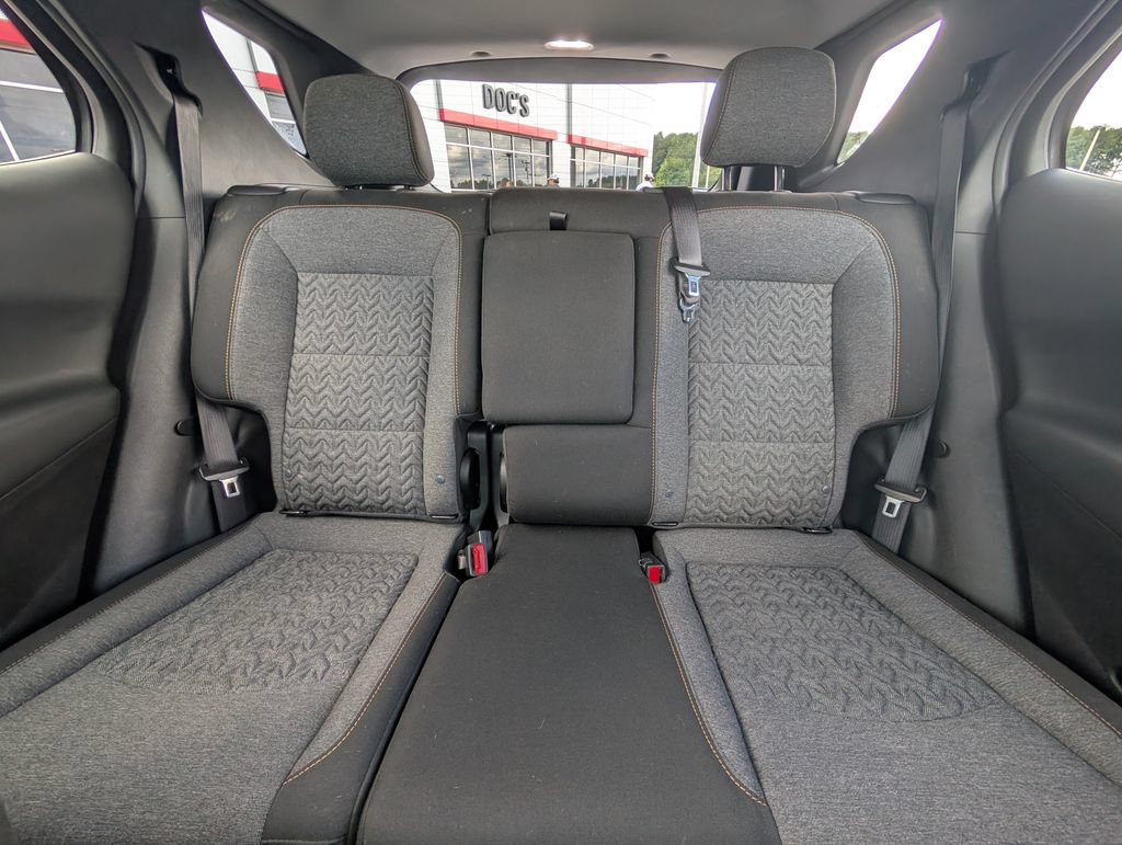 Used 2024 Chevrolet Equinox LT FWD image 24