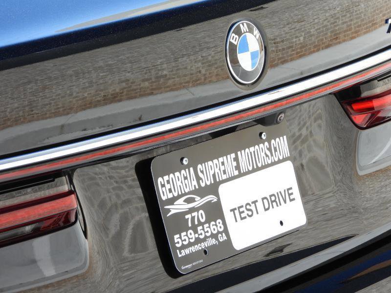 Used 2021 BMW 740i w/ Premium Package image 14