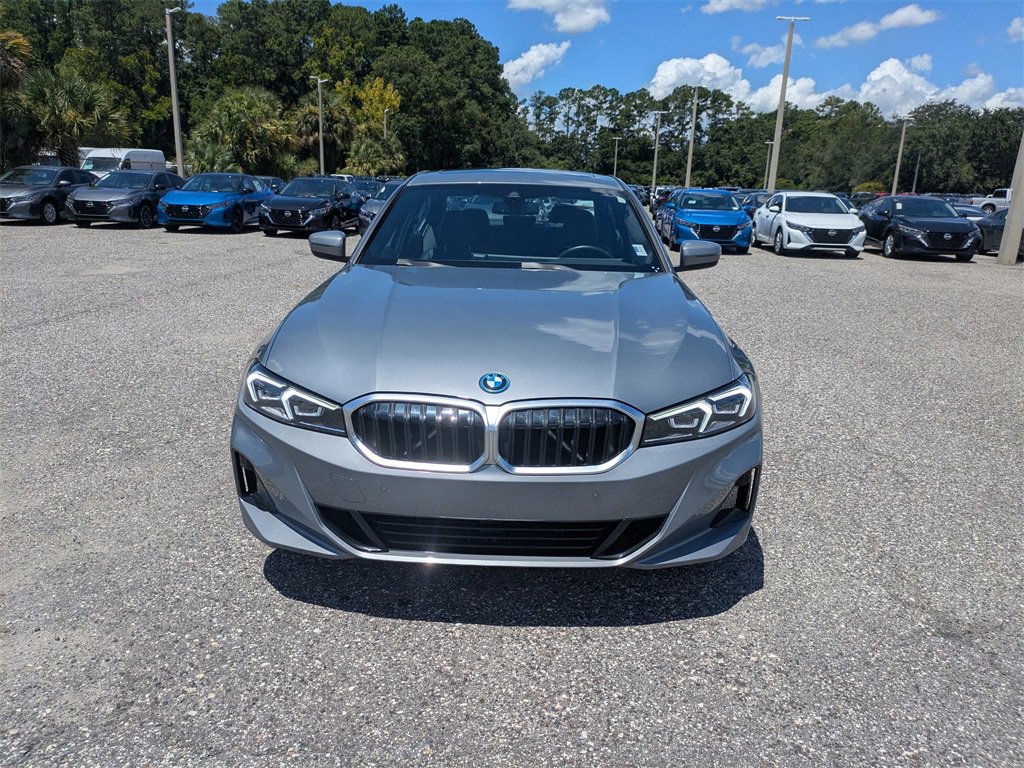 Used 2024 BMW 330e image 8