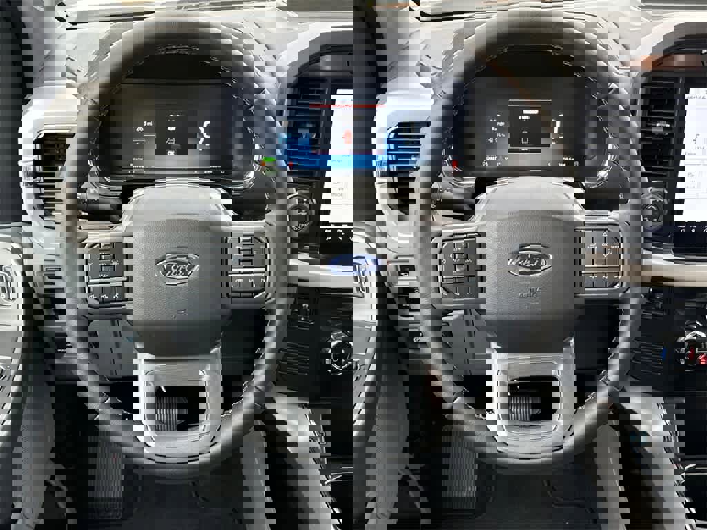 New 2023 Ford F150 Lightning XLT w/ Tow Technology Package image 19